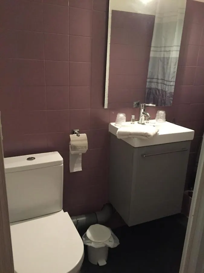 *** Bed & Breakfast Chez Grand Mere Le Perthus Frankrike
